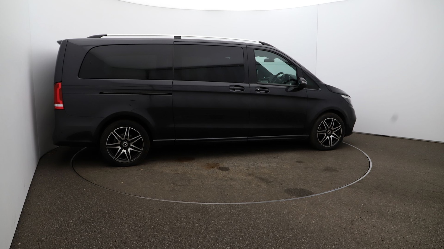 Used Mercedes-Benz V-Class 2023 for sale - 76812795: Photo 44