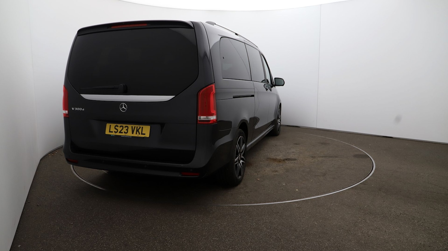 Used Mercedes-Benz V-Class 2023 for sale - 76812795: Photo 49