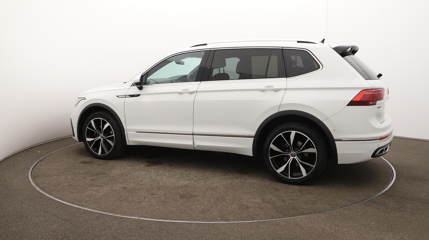 Used Volkswagen Tiguan Allspace 2022 for sale - 76137643: Photo 51