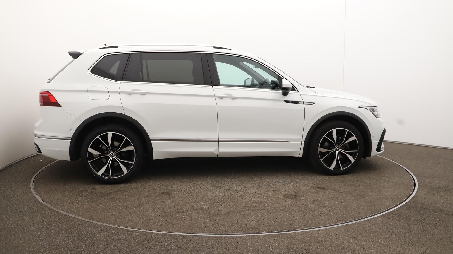 Used Volkswagen Tiguan Allspace 2022 for sale - 76137643: Photo 54