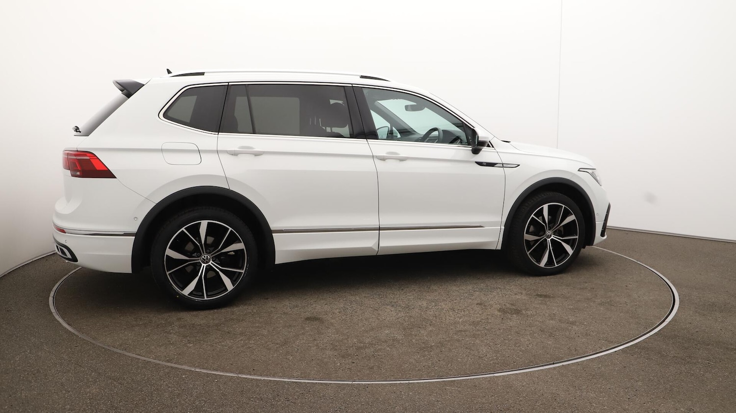 Used Volkswagen Tiguan Allspace 2022 for sale - 76137643: Photo 55