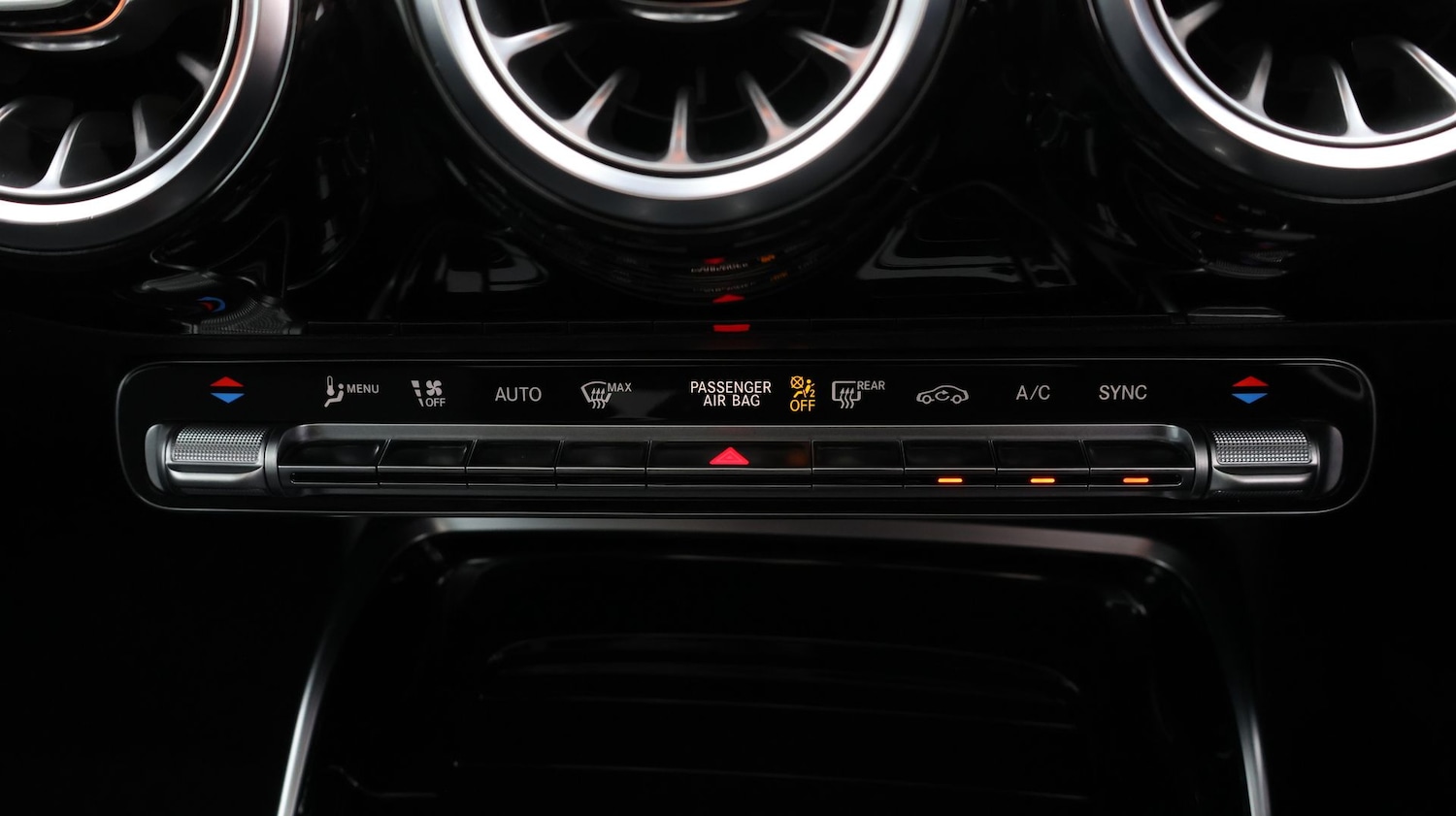 Used Mercedes-Benz A-Class 2022 for sale - 77616930: Photo 12