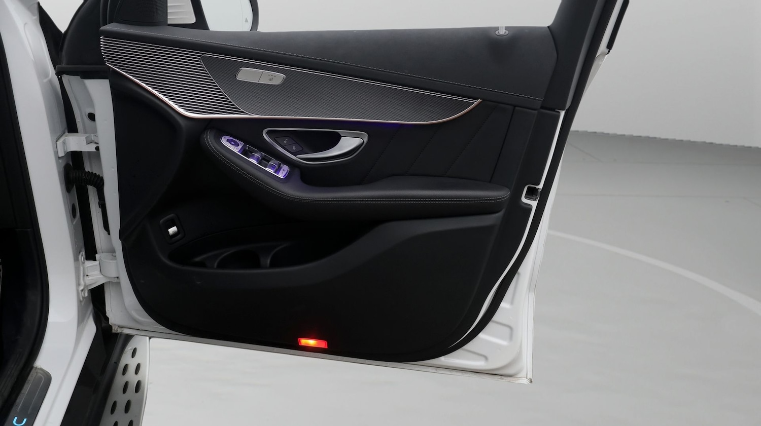 Used Mercedes-Benz EQC 2023 for sale - 77618670: Photo 15