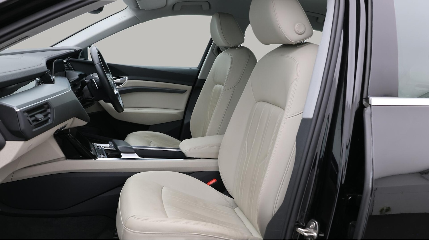 Used Audi e-tron 2021 for sale - 76573061: Photo 15