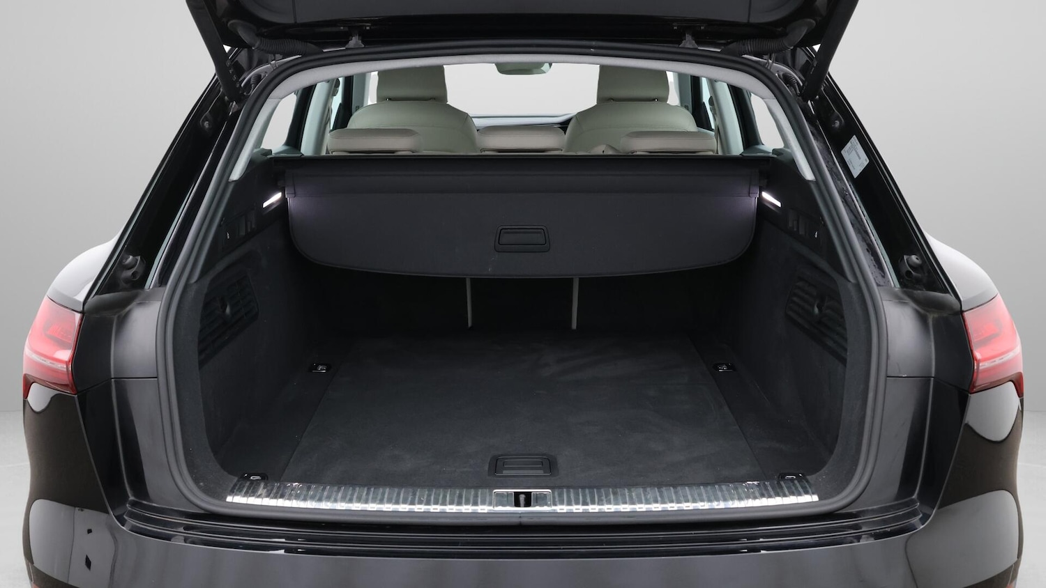 Used Audi e-tron 2021 for sale - 76573061: Photo 18