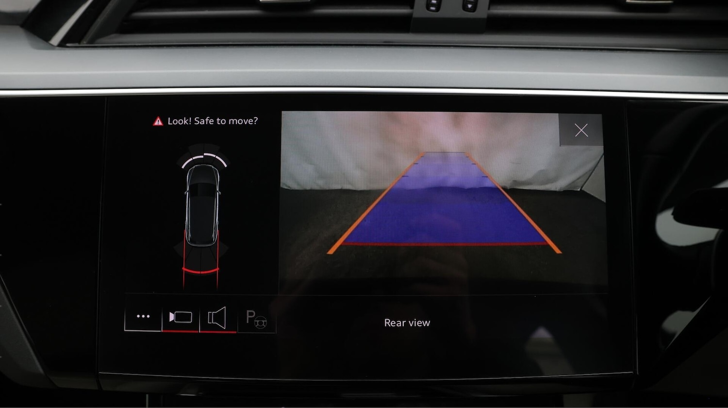 Used Audi e-tron 2021 for sale - 76573061: Photo 28