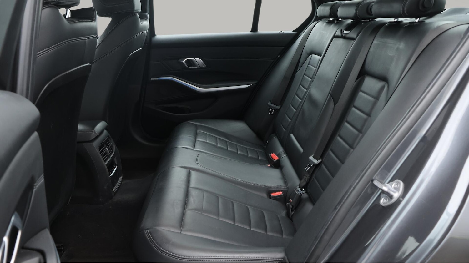 Used BMW 3 Series 2019 for sale - 76371201: Photo 17