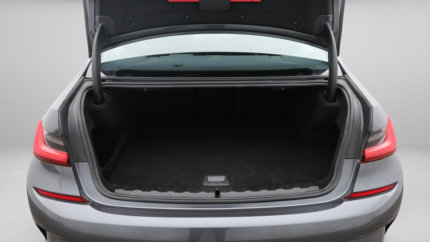 Used BMW 3 Series 2019 for sale - 76371201: Photo 18