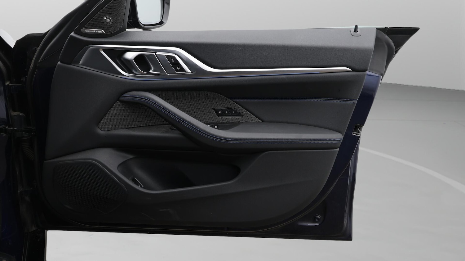 Used BMW i4 2022 for sale - 76573001: Photo 16