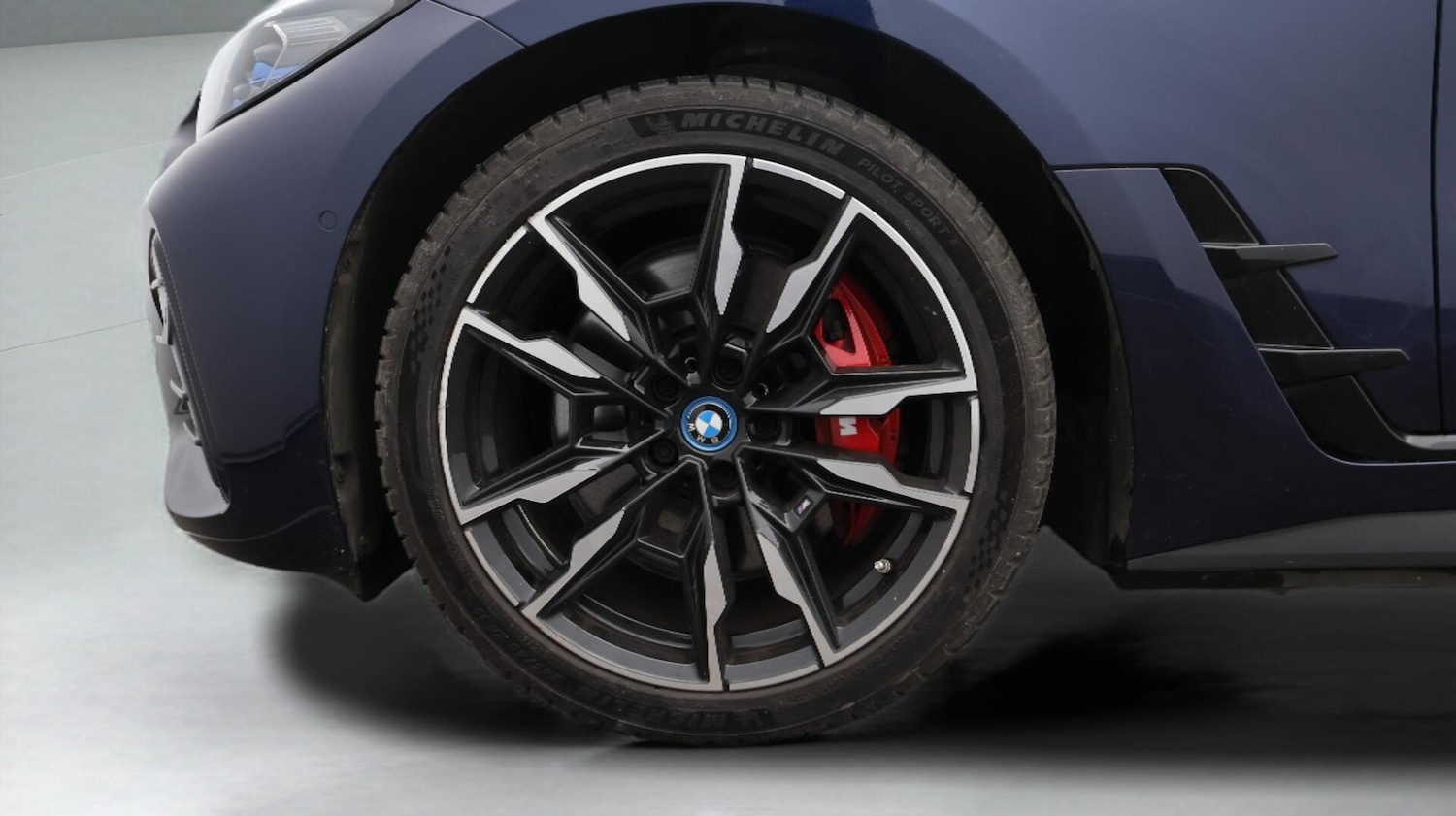 Used BMW i4 2022 for sale - 76573001: Photo 19