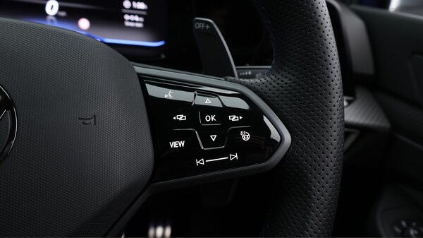 Used Volkswagen Golf 2024 for sale - 75768374: Photo 27