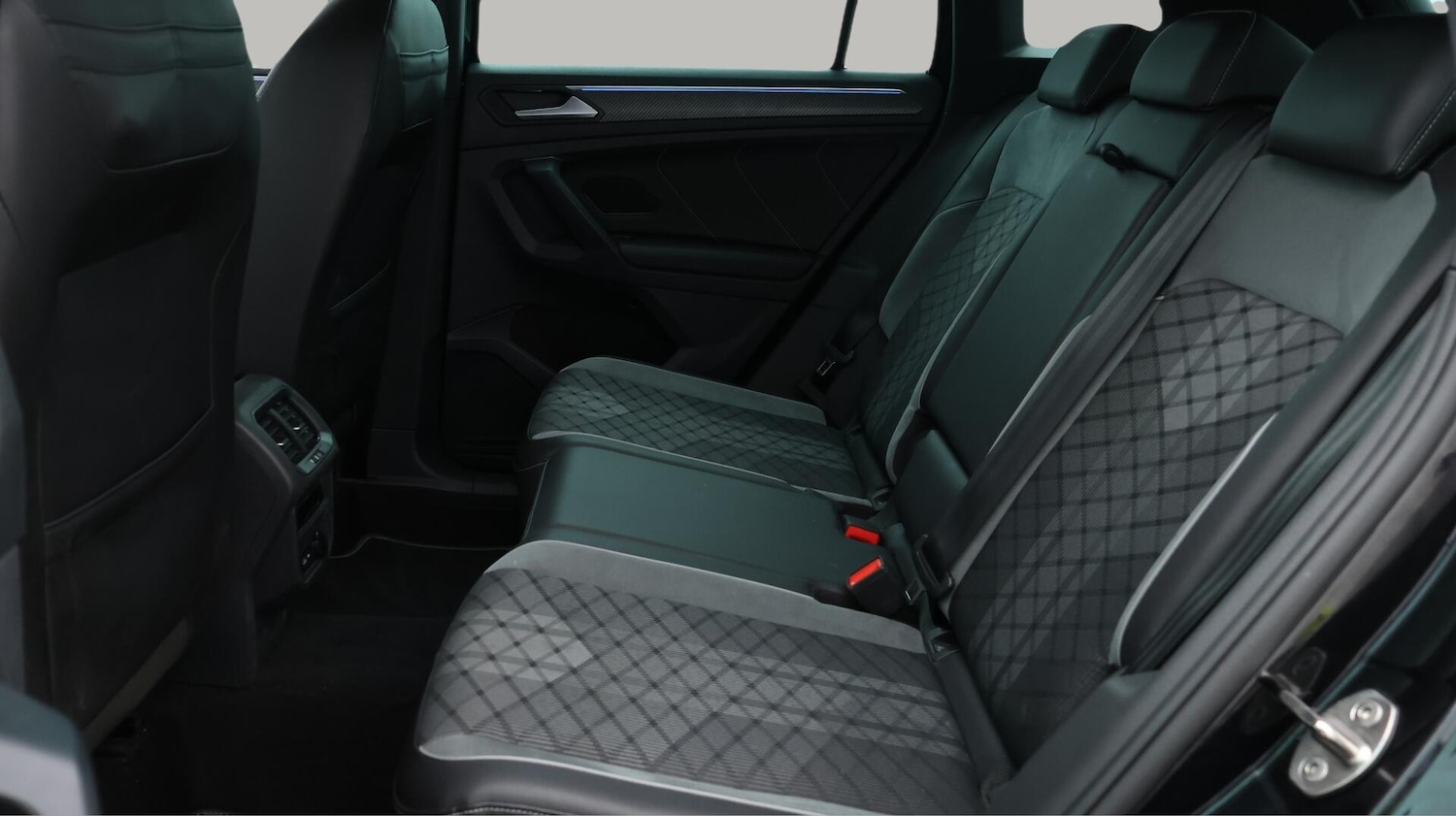 Used Volkswagen Tiguan 2023 for sale - 76072275: Photo 16