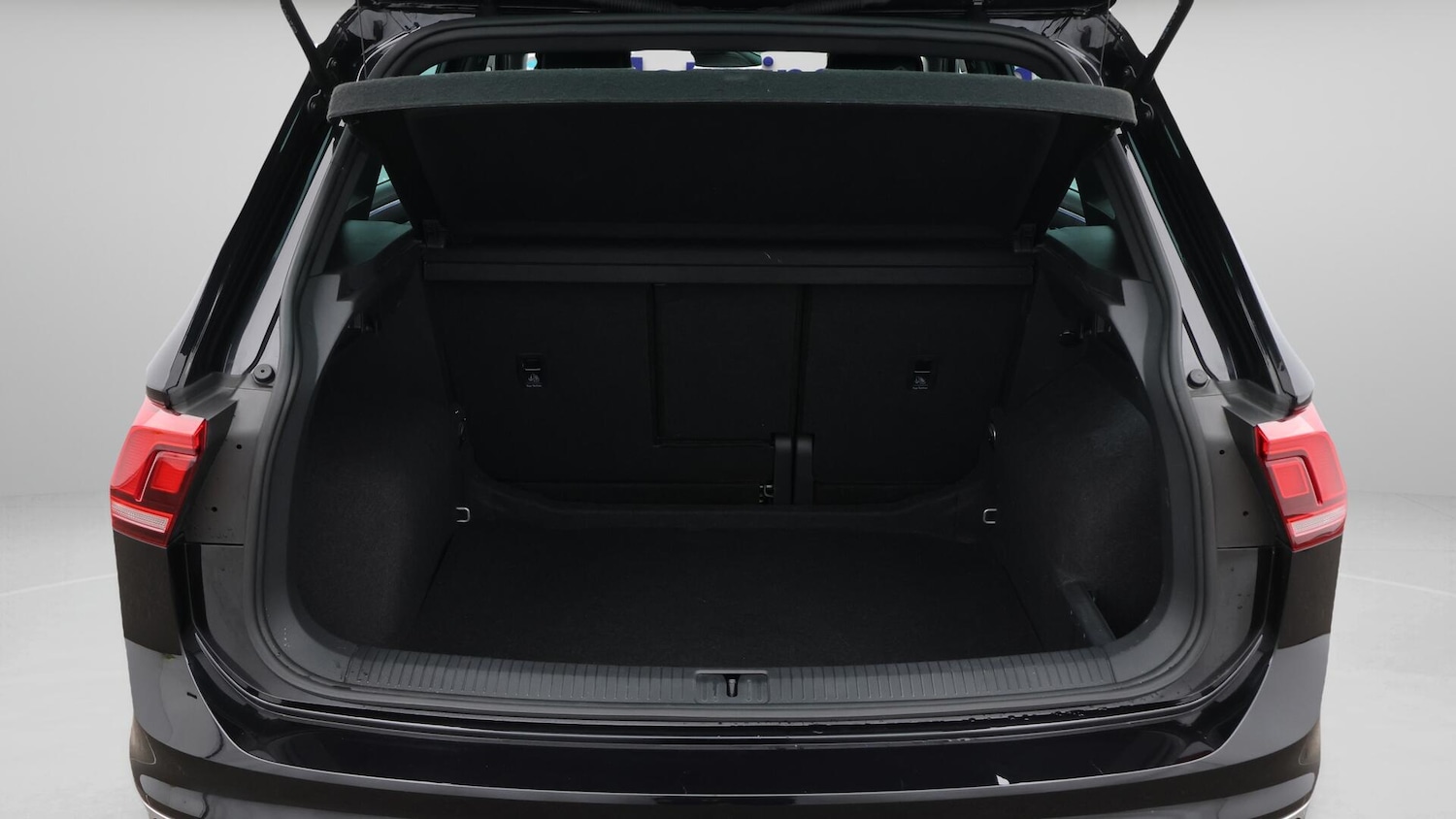 Used Volkswagen Tiguan 2023 for sale - 76072275: Photo 17