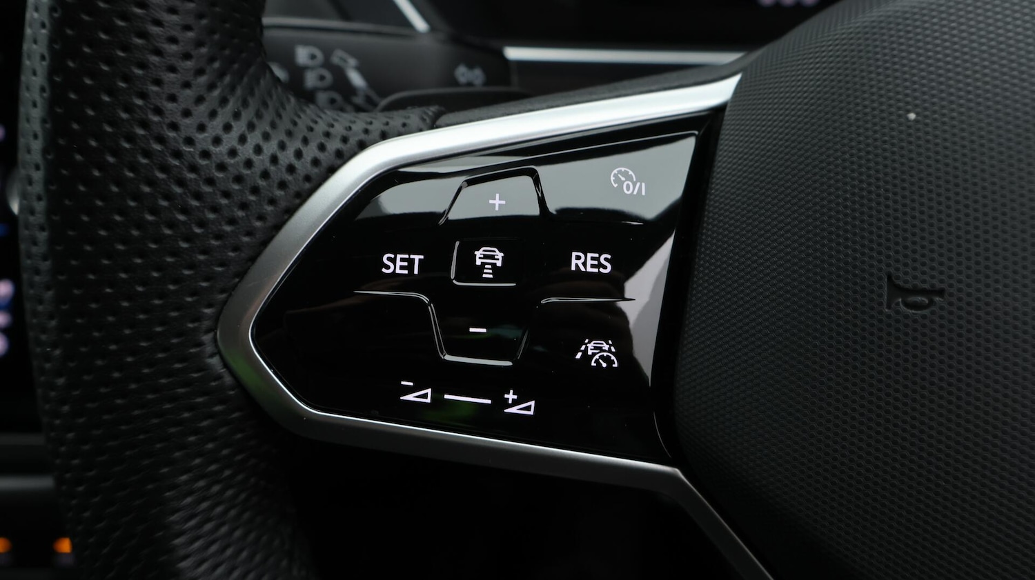 Used Volkswagen Tiguan 2023 for sale - 76072275: Photo 23