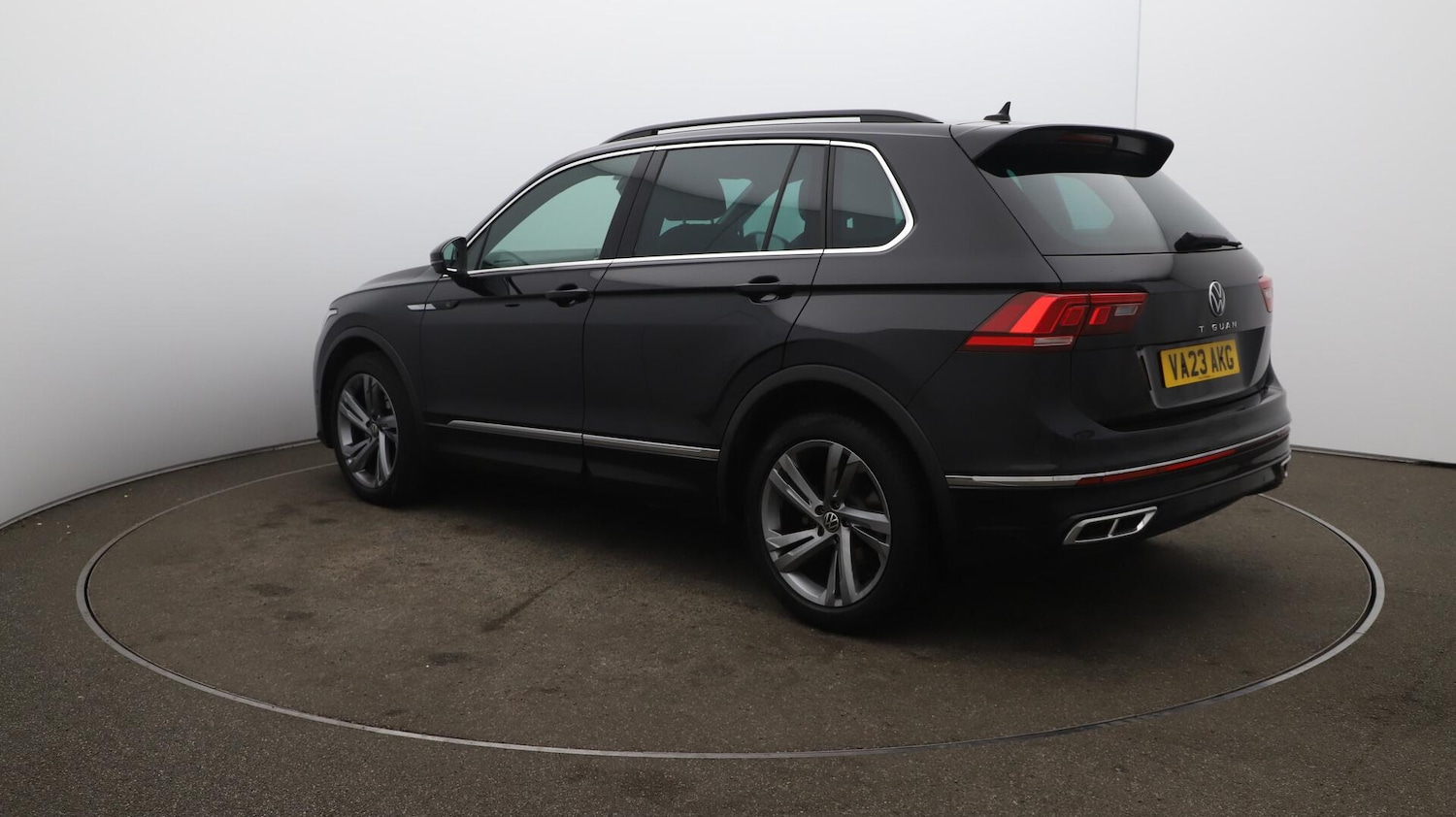 Used Volkswagen Tiguan 2023 for sale - 76072275: Photo 63