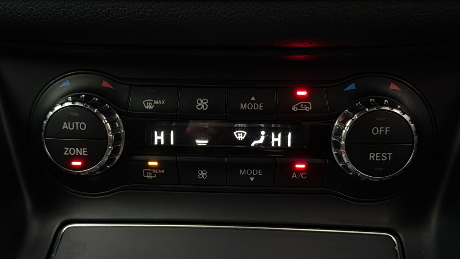 Used Mercedes-Benz GLA 2019 for sale - 77750134: Photo 11