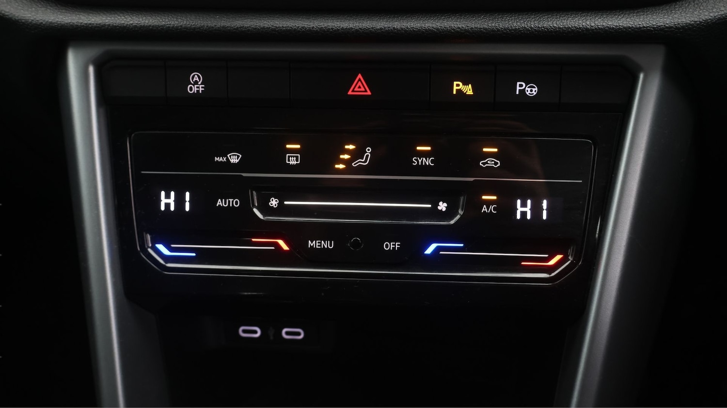 Used Volkswagen T-Roc 2023 for sale - 77283965: Photo 12