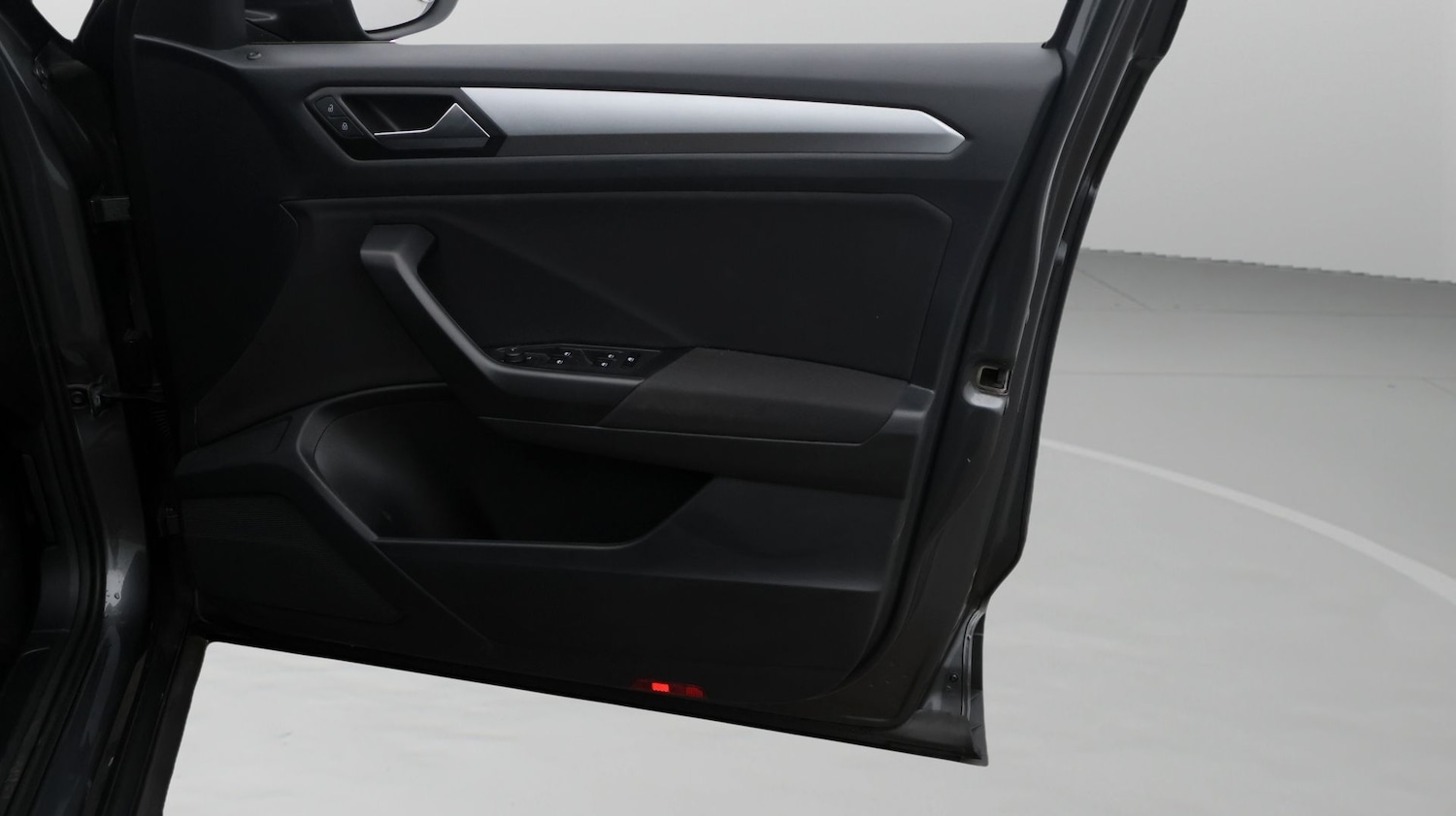 Used Volkswagen T-Roc 2023 for sale - 77283965: Photo 15