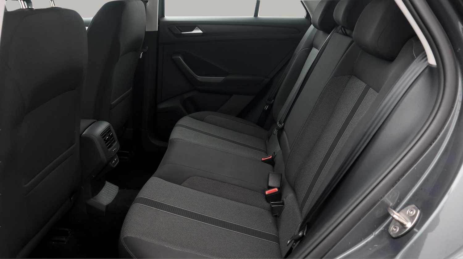 Used Volkswagen T-Roc 2023 for sale - 77283965: Photo 16