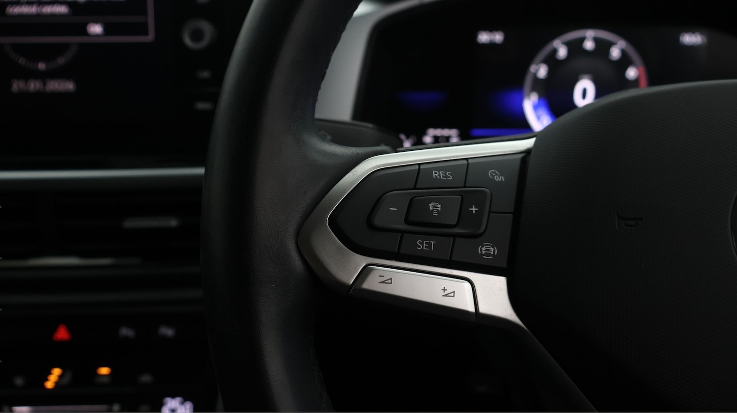 Used Volkswagen T-Roc 2023 for sale - 77283965: Photo 20