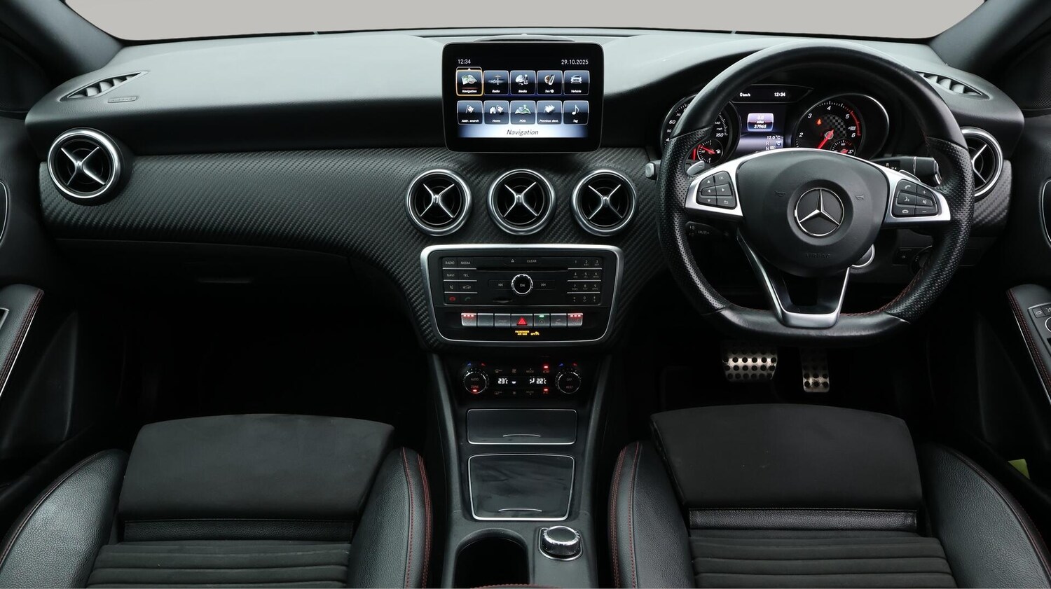 Used Mercedes-Benz A-Class 2018 for sale - 76561980: Photo 14