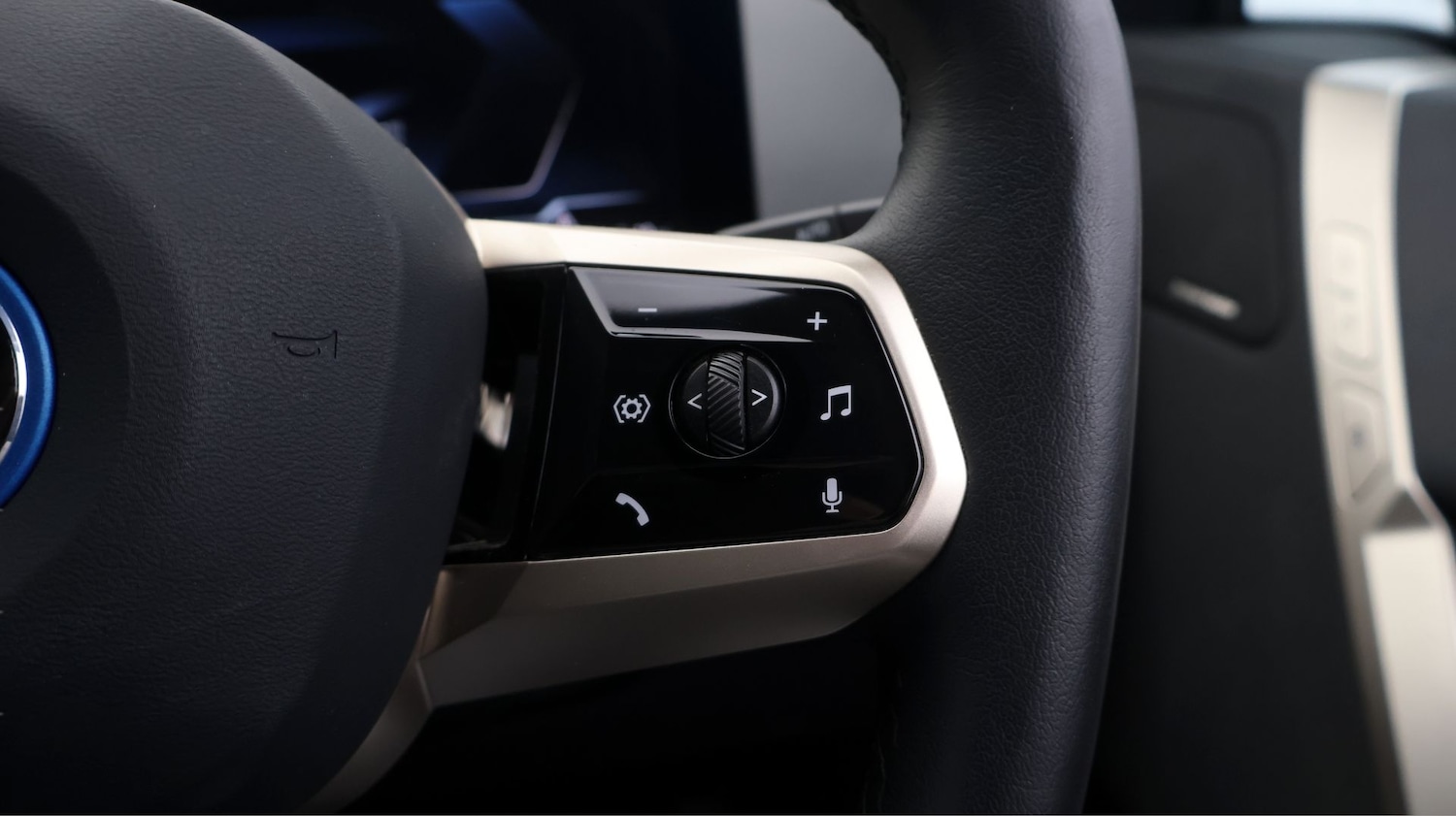 Used BMW iX 2022 for sale - 77181967: Photo 26