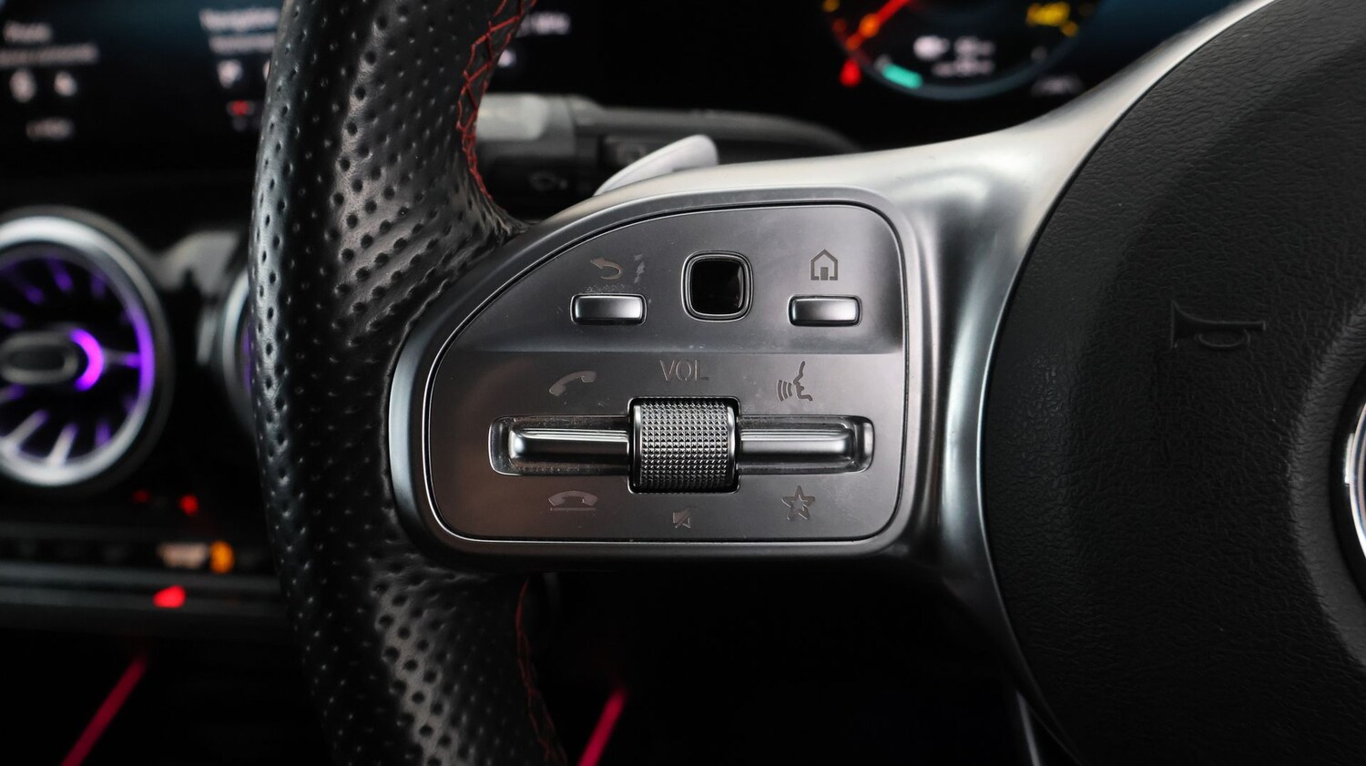 Used Mercedes-Benz EQA 2023 for sale - 77675365: Photo 25