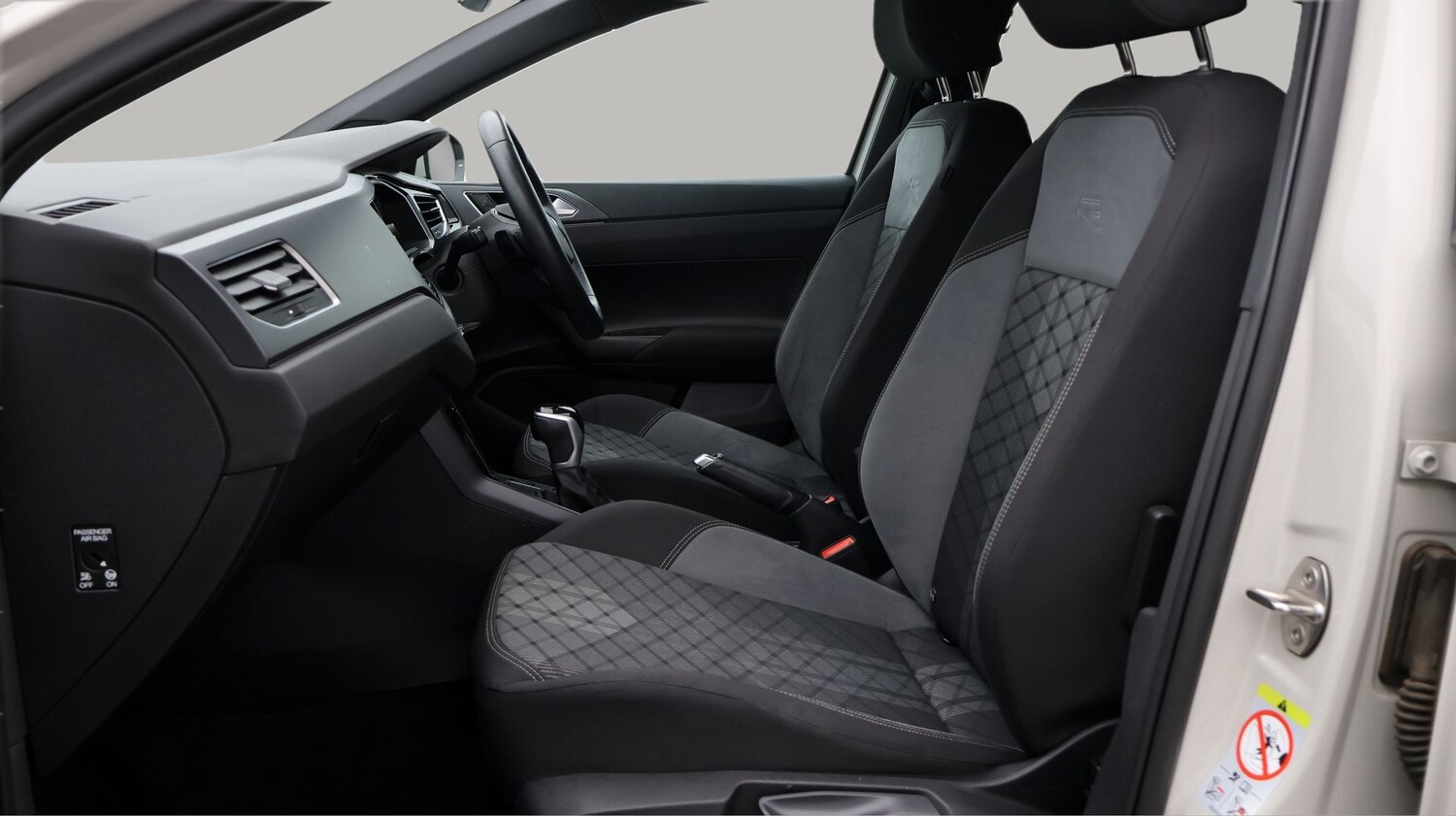 Used Volkswagen Polo 2022 for sale - 77745283: Photo 14