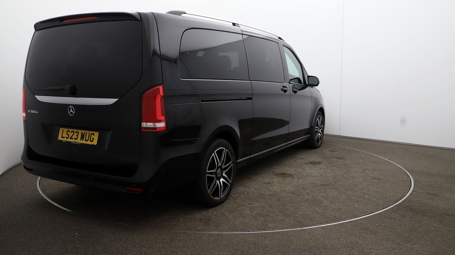 Used Mercedes-Benz V-Class 2023 for sale - 76812798: Photo 49