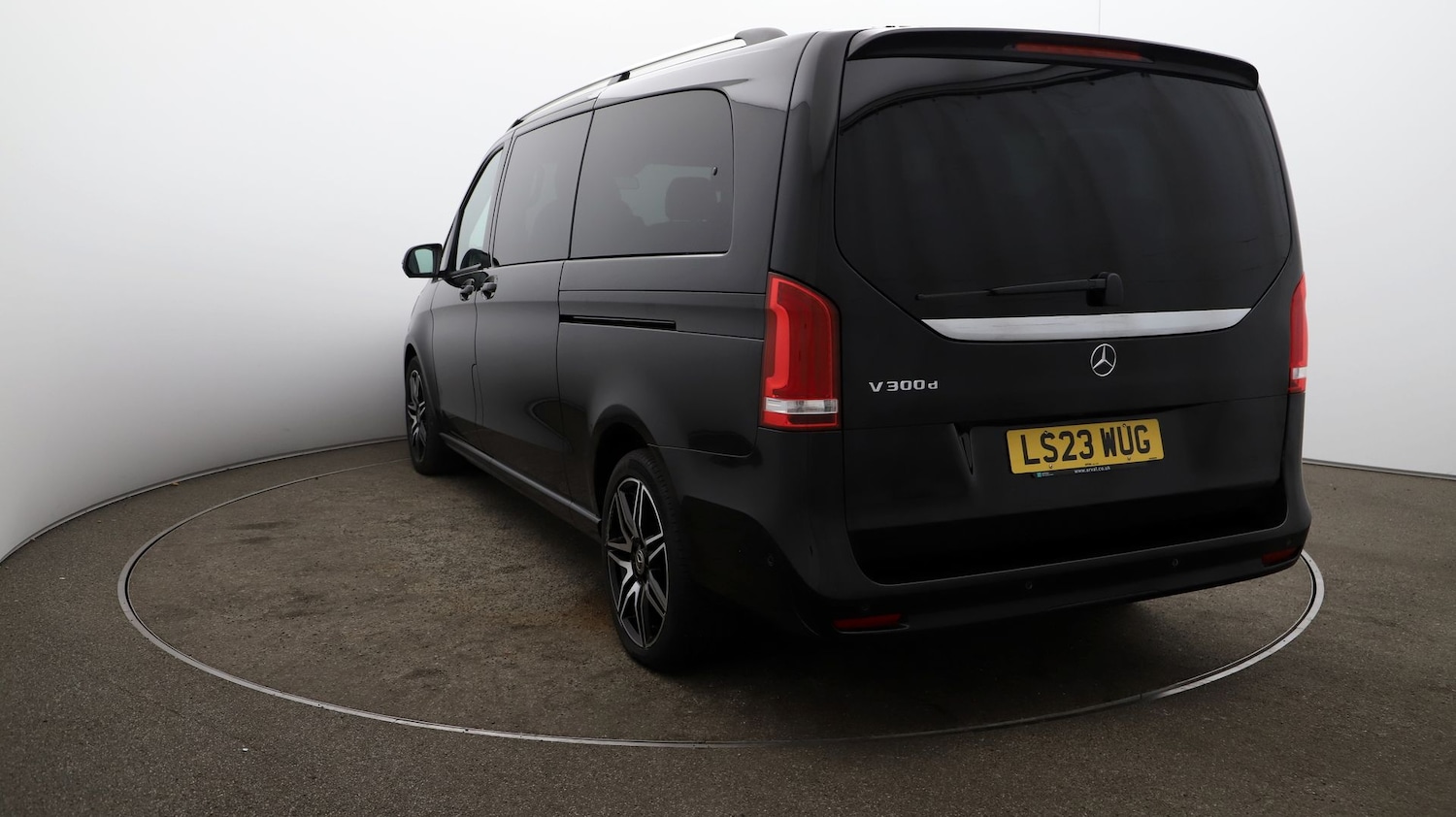 Used Mercedes-Benz V-Class 2023 for sale - 76812798: Photo 55