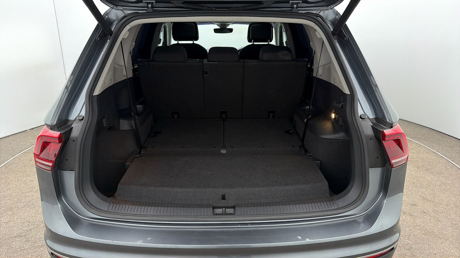 Used Volkswagen Tiguan Allspace 2020 for sale - 77998186: Photo 16