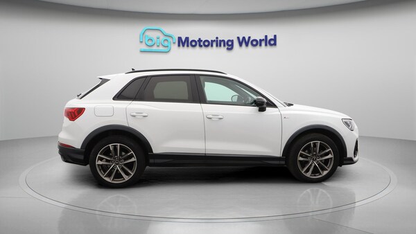 Used Audi Q3 2022 for sale - 75563648: Photo 9