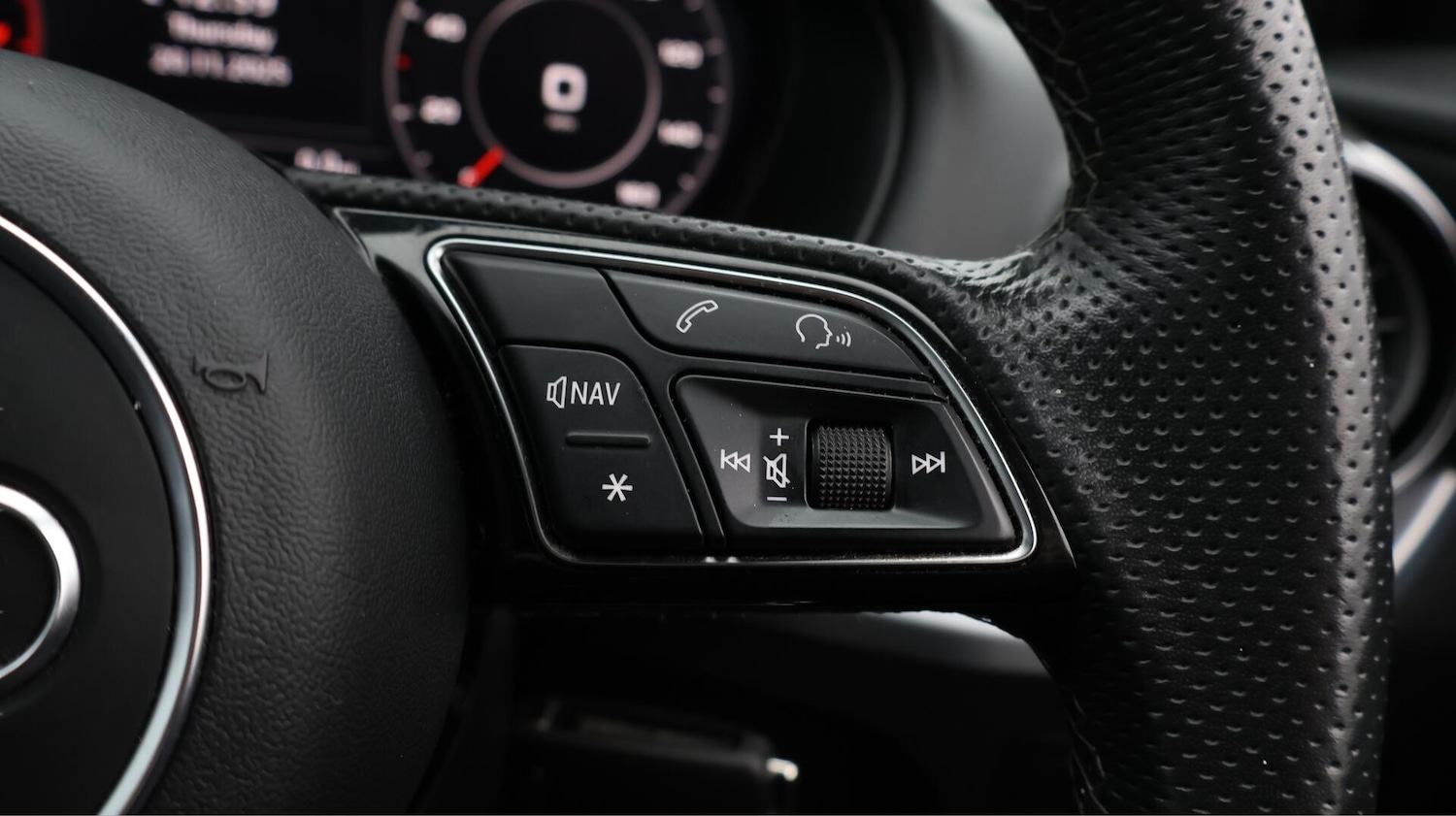 Used Audi Q2 2022 for sale - 76658624: Photo 26