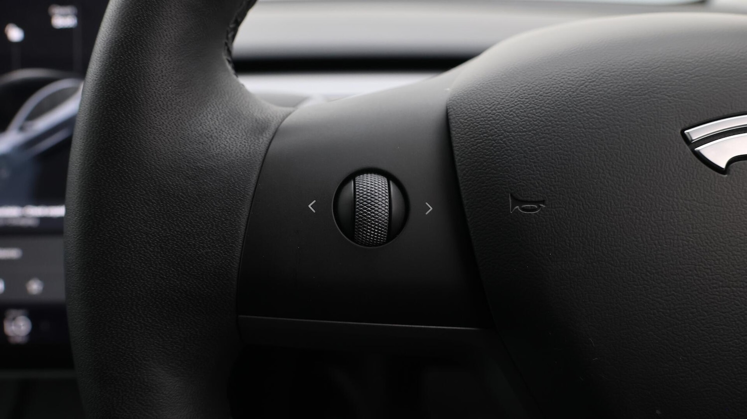 Used Tesla Model 3 2021 for sale - 76620224: Photo 23