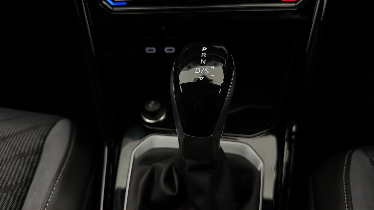 Used Volkswagen T-Roc 2023 for sale - 78196682: Photo 26