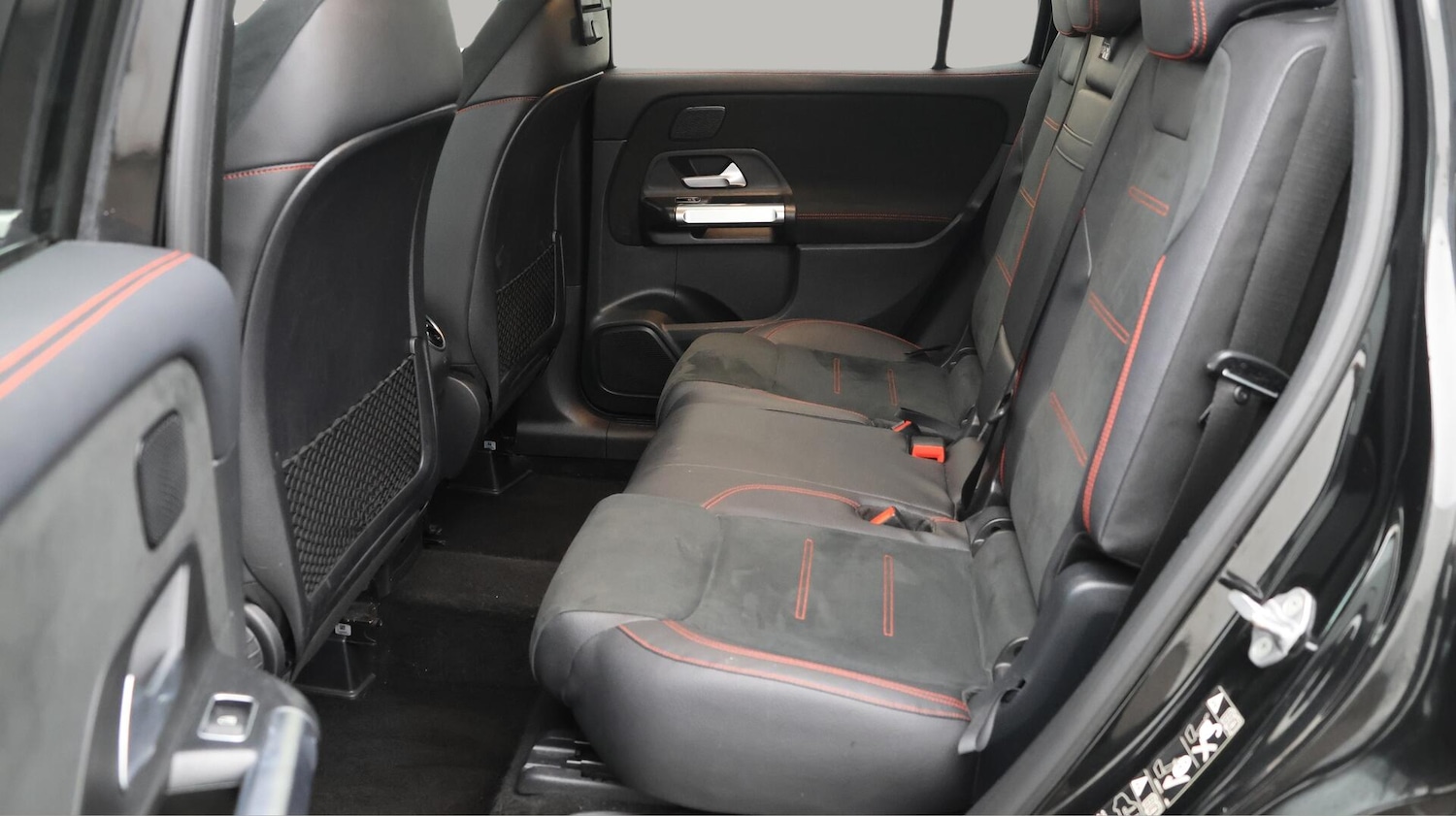 Used Mercedes-Benz GLB 2021 for sale - 76370244: Photo 17