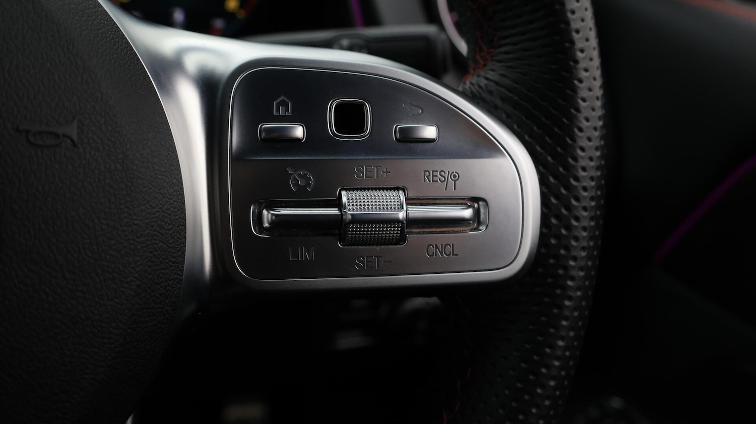 Used Mercedes-Benz GLB 2021 for sale - 76370244: Photo 27