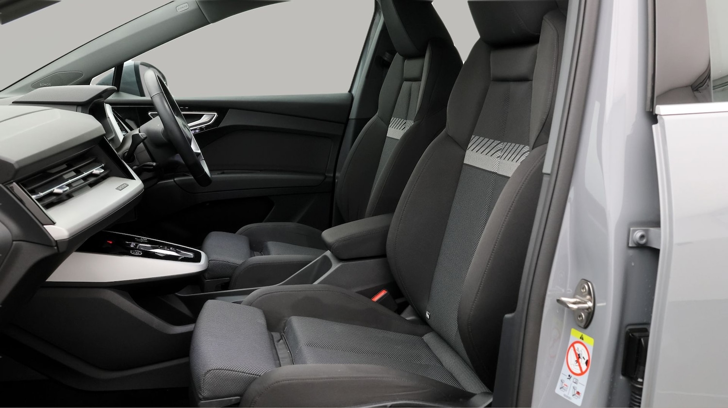 Used Audi Q4 e-tron 2023 for sale - 77997542: Photo 14