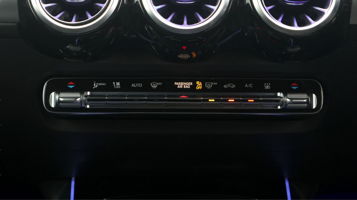 Used Mercedes-Benz EQB for sale - 77542576: Photo 12