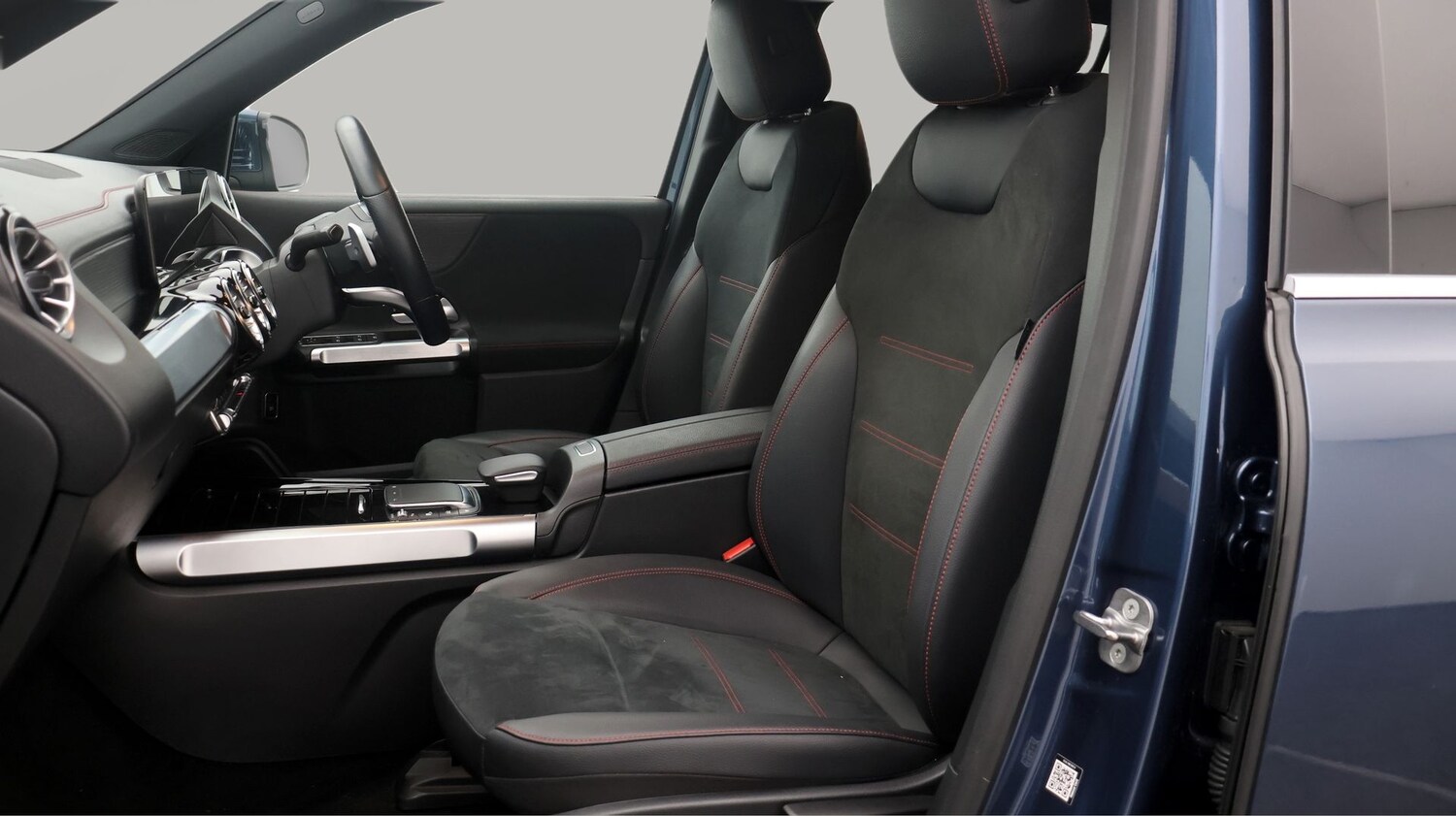 Used Mercedes-Benz EQB for sale - 77542576: Photo 14