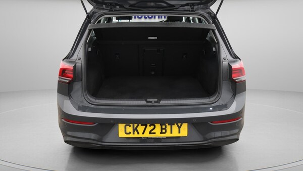 Used Volkswagen Golf 2022 for sale - 76122067: Photo 18
