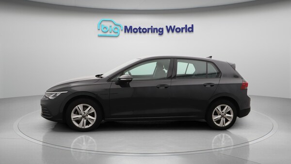 Used Volkswagen Golf 2022 for sale - 76122067: Photo 5