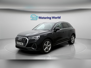 Used Audi Q3 2021 for sale - 77650983: Photo