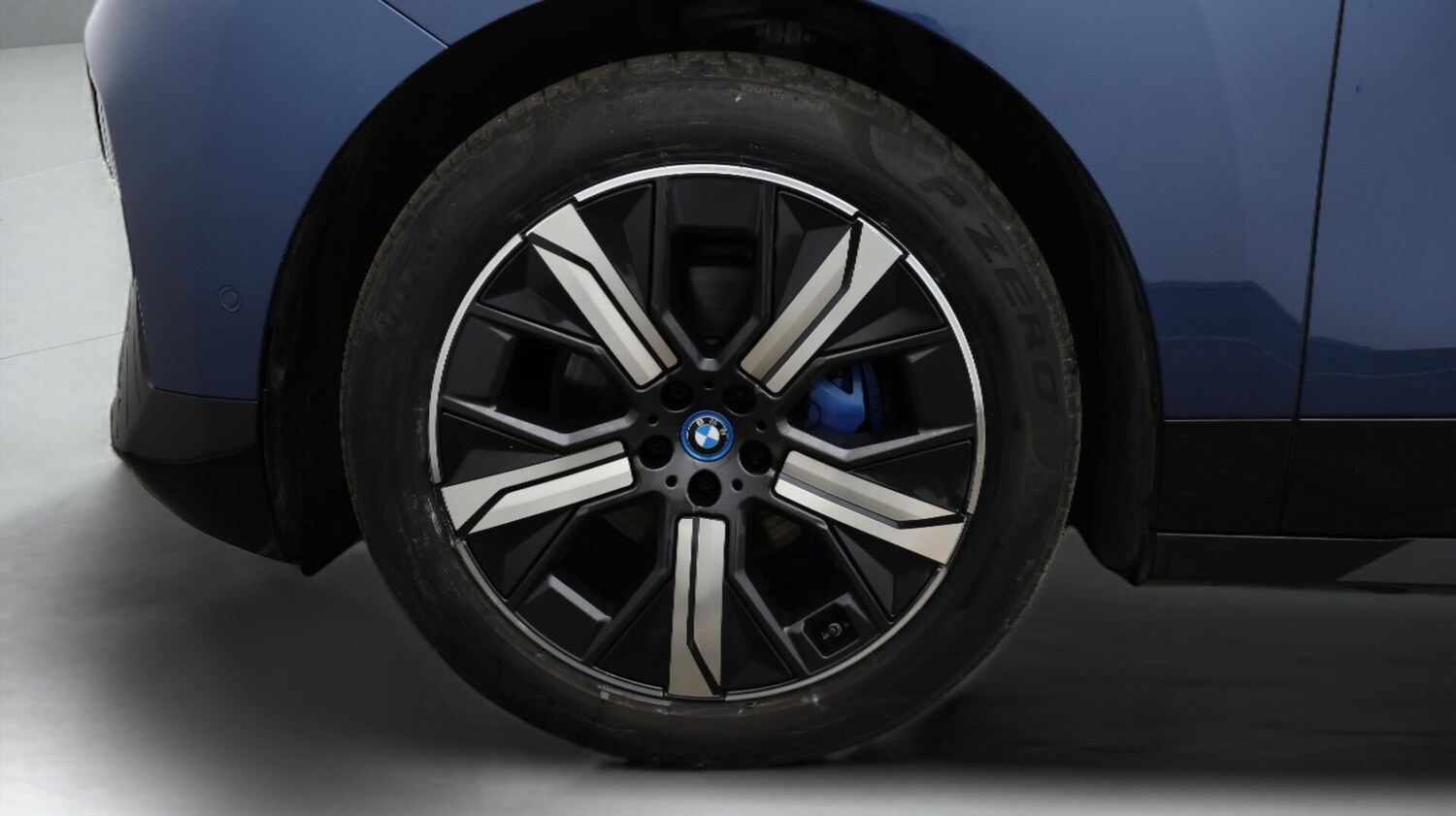 Used BMW iX 2022 for sale - 76701778: Photo 19