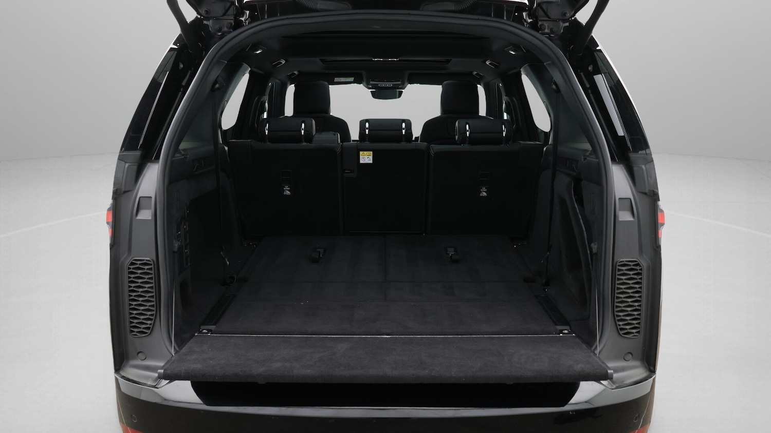 Used Land Rover Discovery 2021 for sale - 76122673: Photo 18