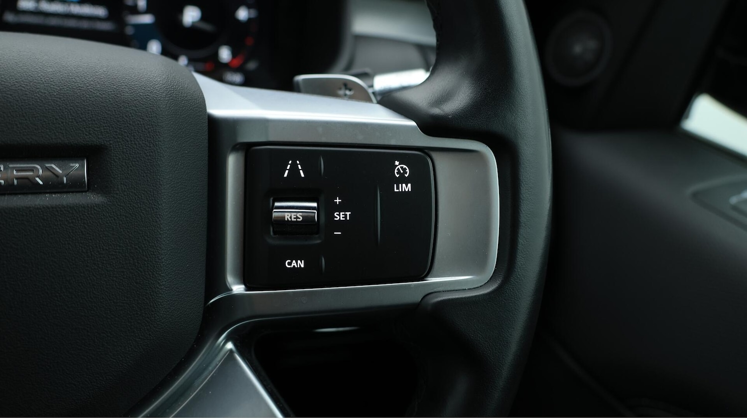 Used Land Rover Discovery 2021 for sale - 76122673: Photo 27