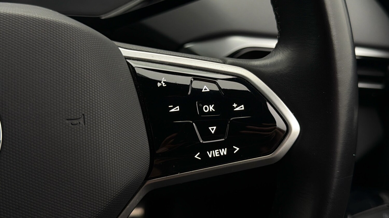 Used Volkswagen ID.4 2023 for sale - 77742409: Photo 23