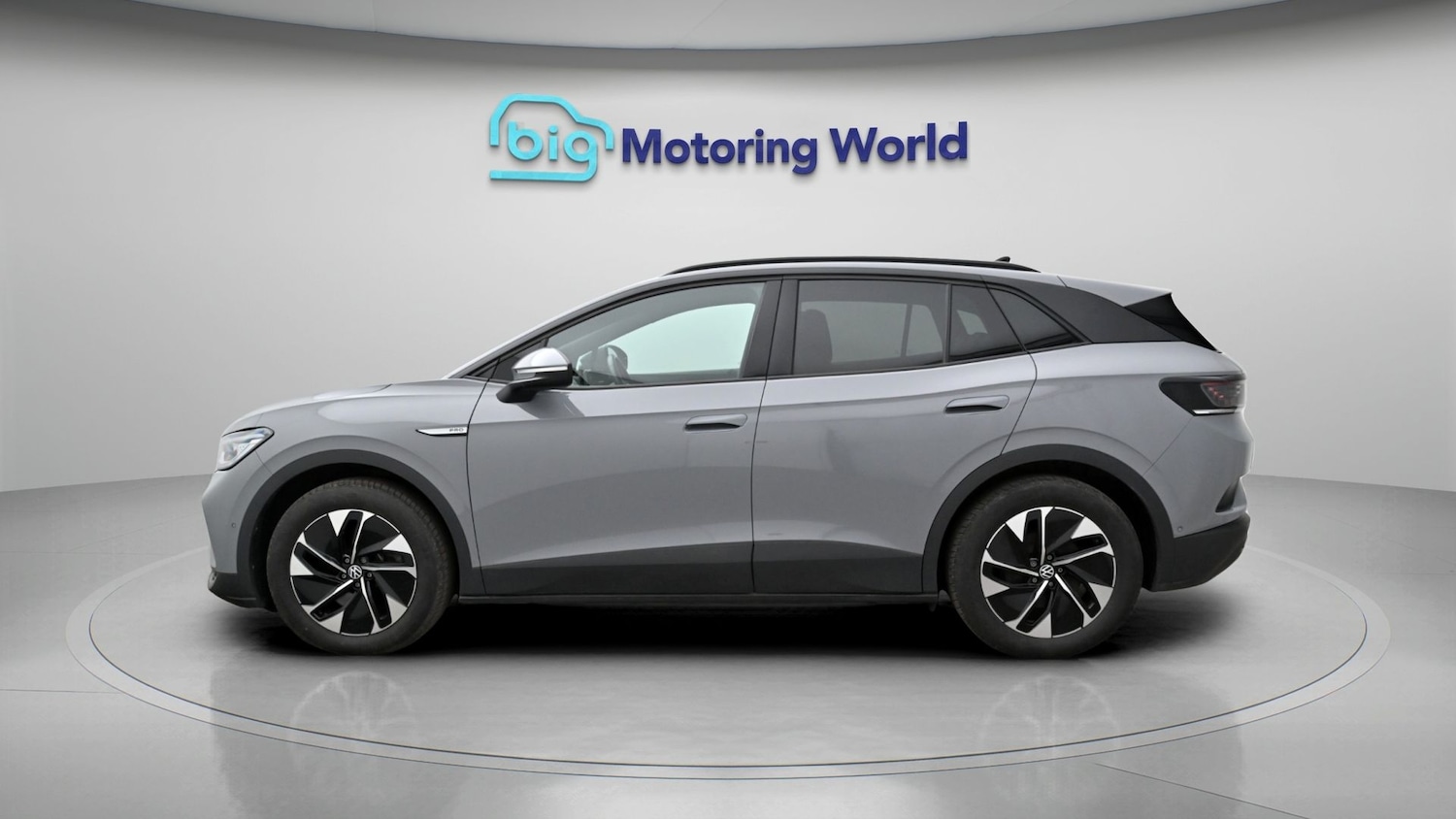 Used Volkswagen ID.4 2023 for sale - 77742409: Photo 4