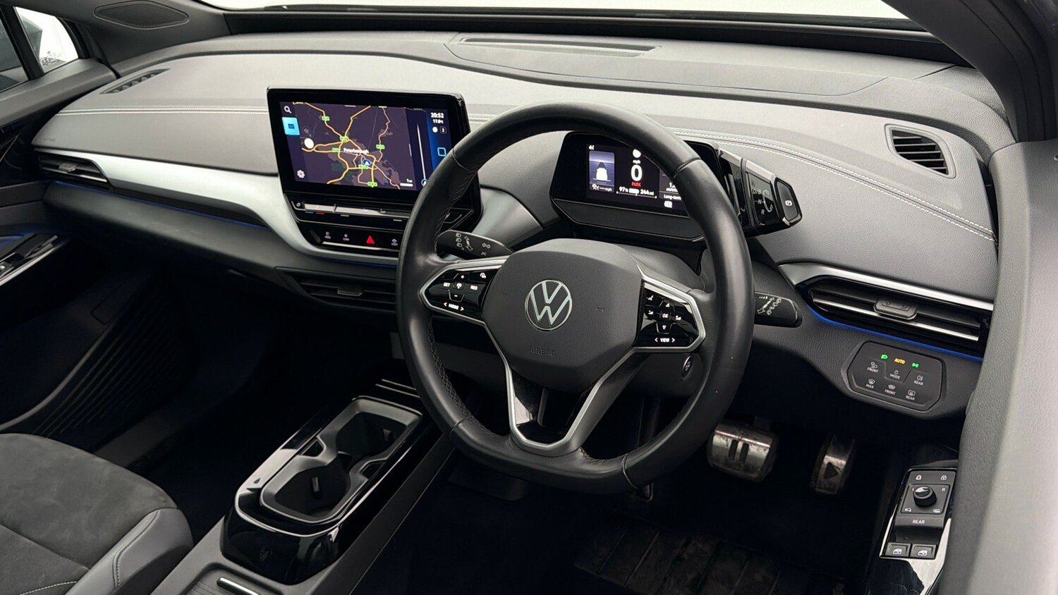 Used Volkswagen ID.4 2023 for sale - 77742409: Photo 9