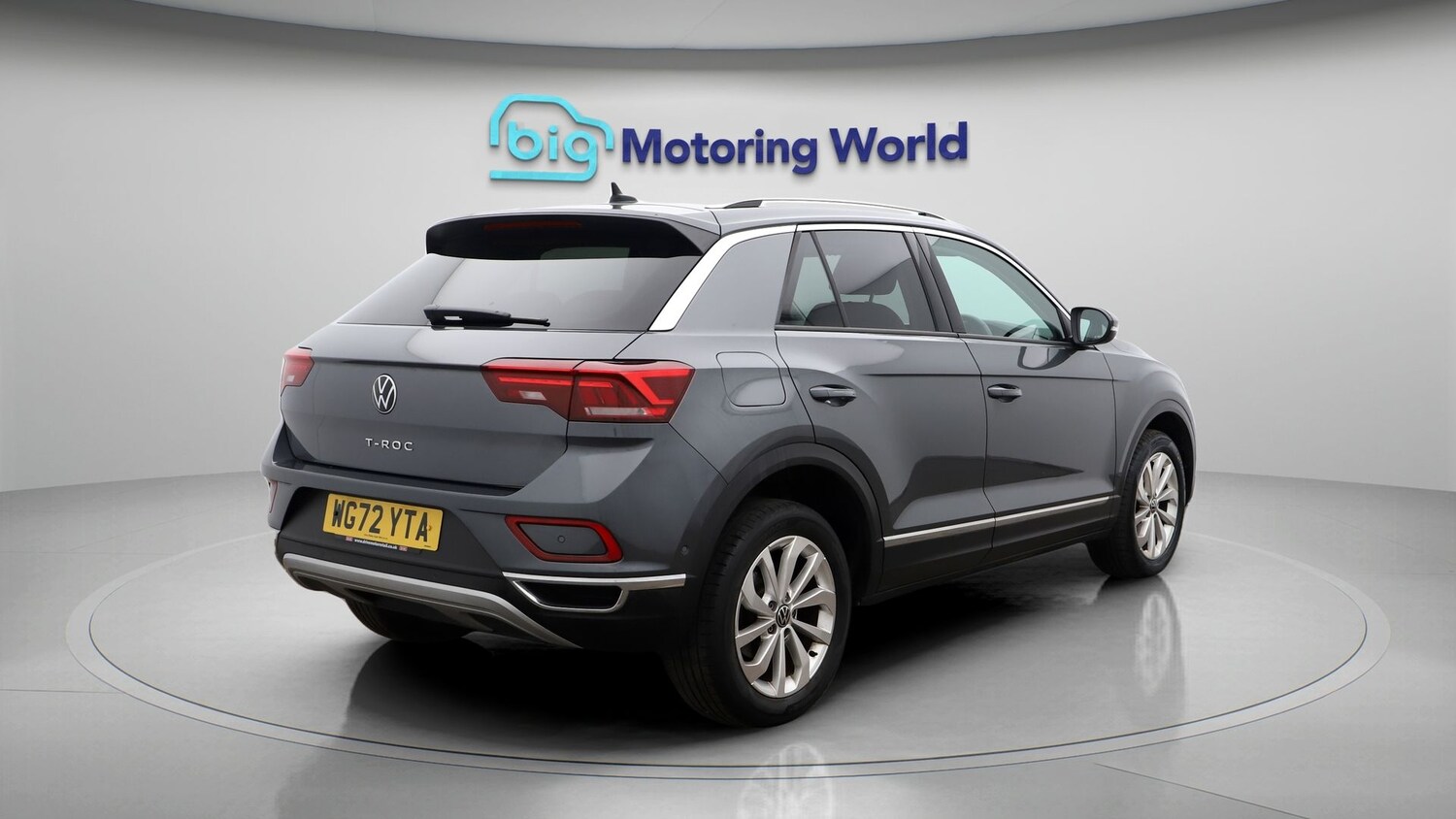 Used Volkswagen T-Roc 2023 for sale - 77746698: Photo 7